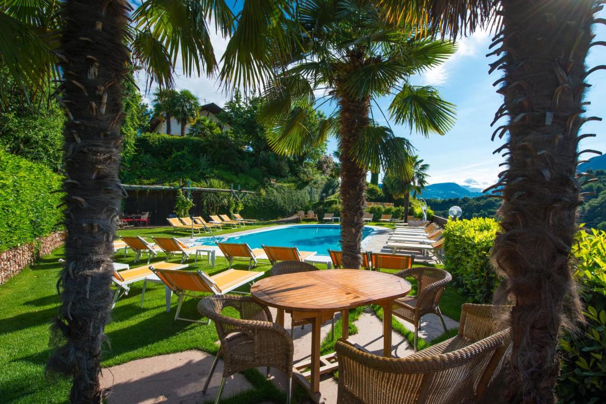 Hotel Weinberg - Housity