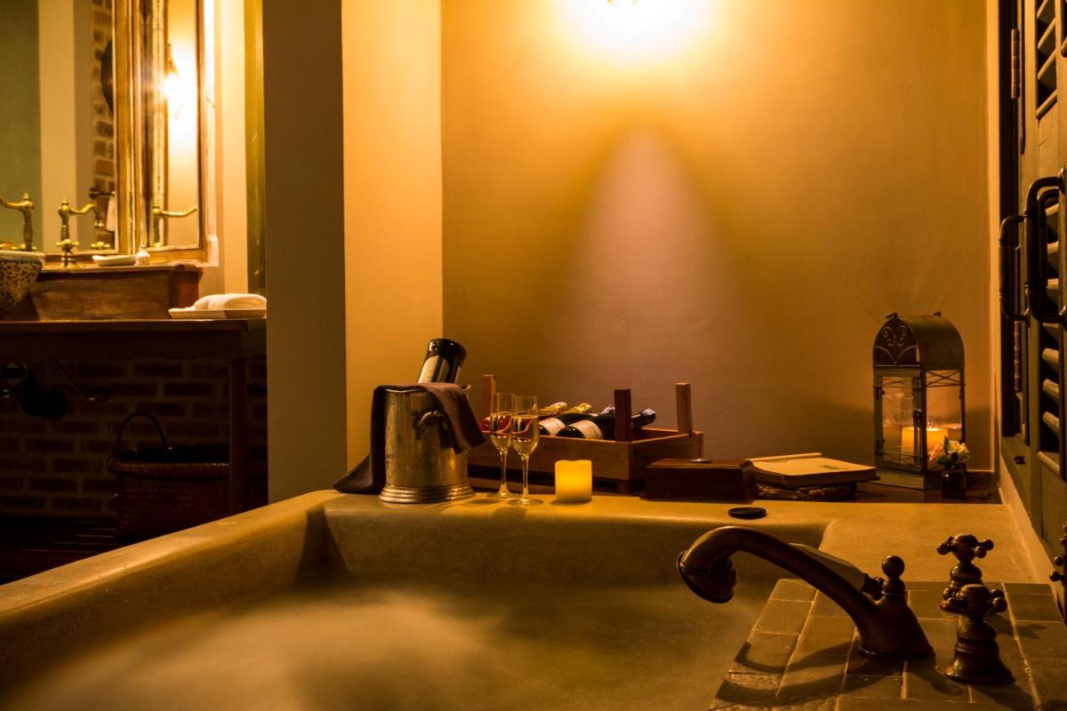 Reverie Siam - Housity