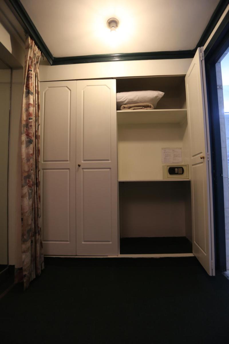 Plaza Mayor Hotel - Housity