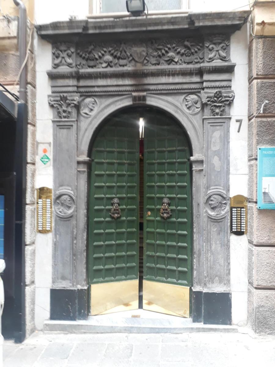 Lanterna House - Housity