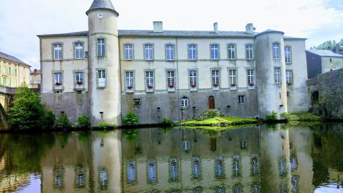 Chez Charlotte et Michel - Housity