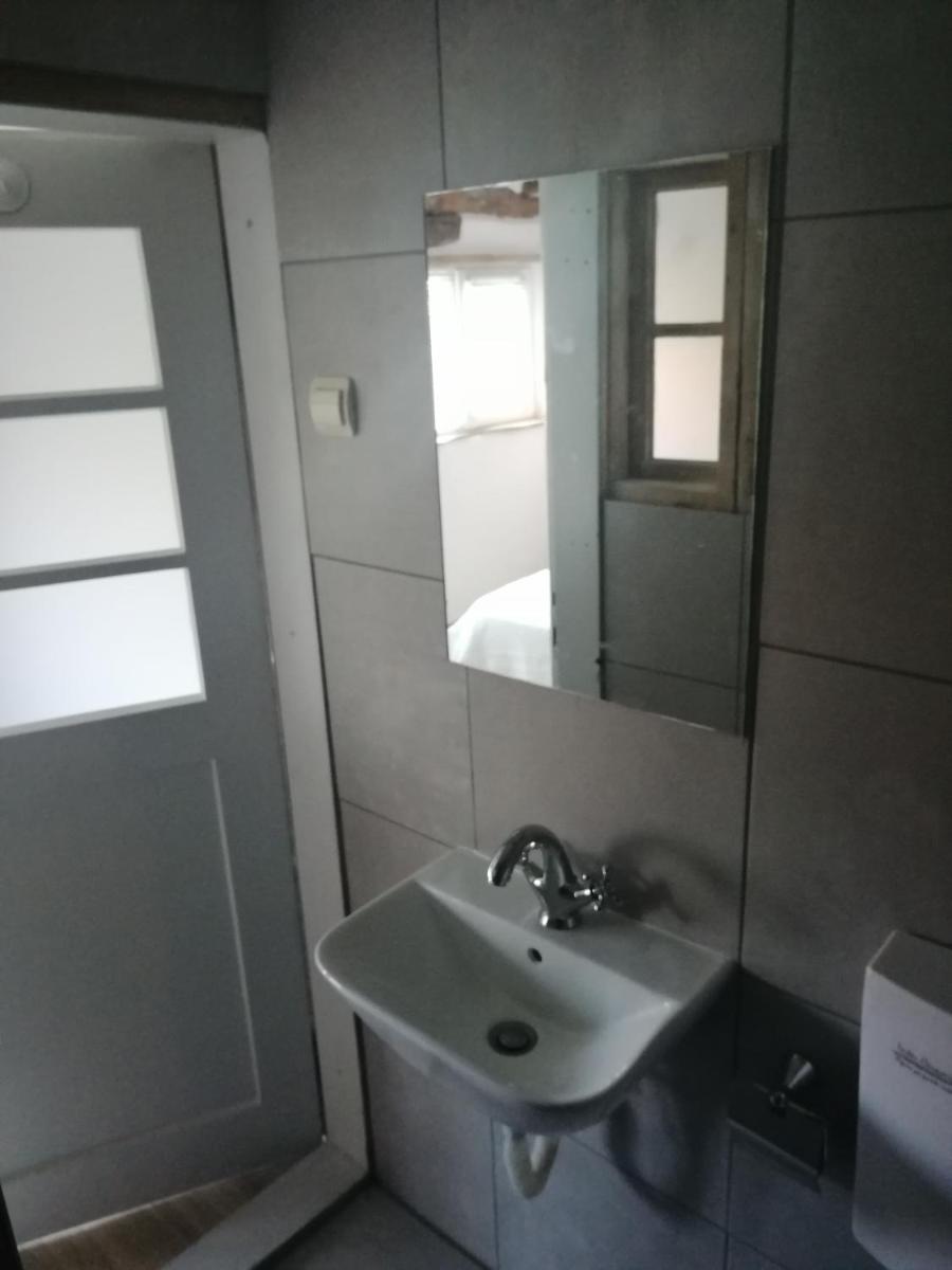 Runya Lodge - Housity