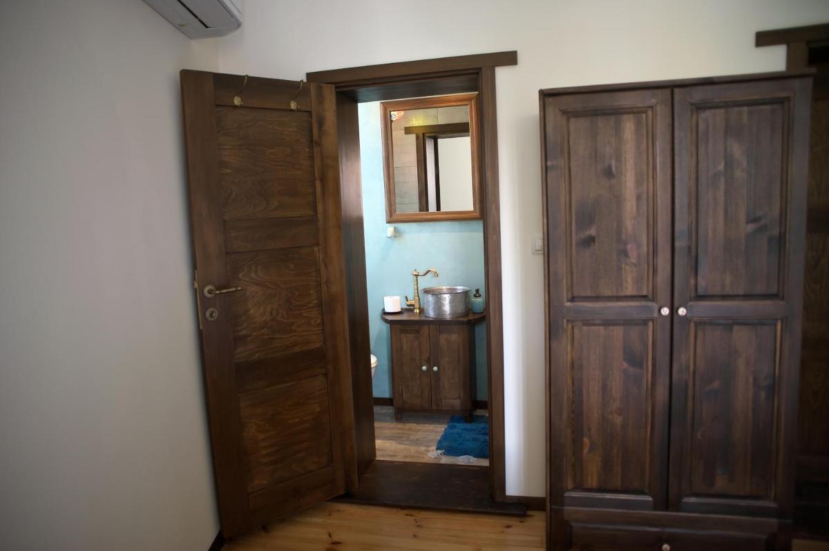 The FlyingTheatre Suites - Housity