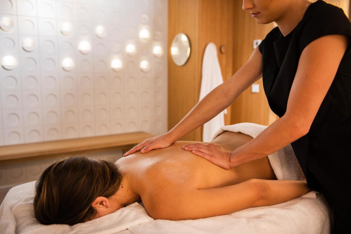 Spa o instalaciones de bienestar en Inturotel Cala Esmeralda Beach Hotel & Spa - Adults Only