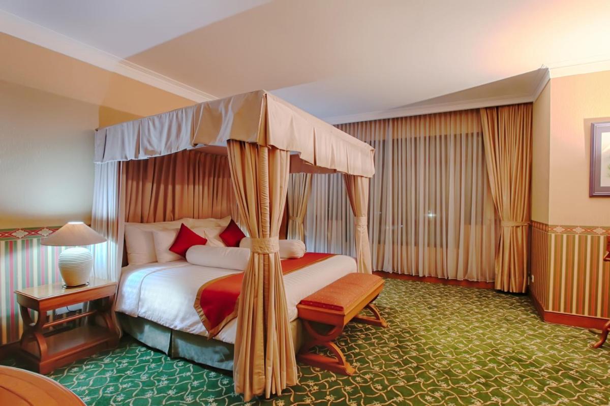 Grand Hotel Preanger - Housity