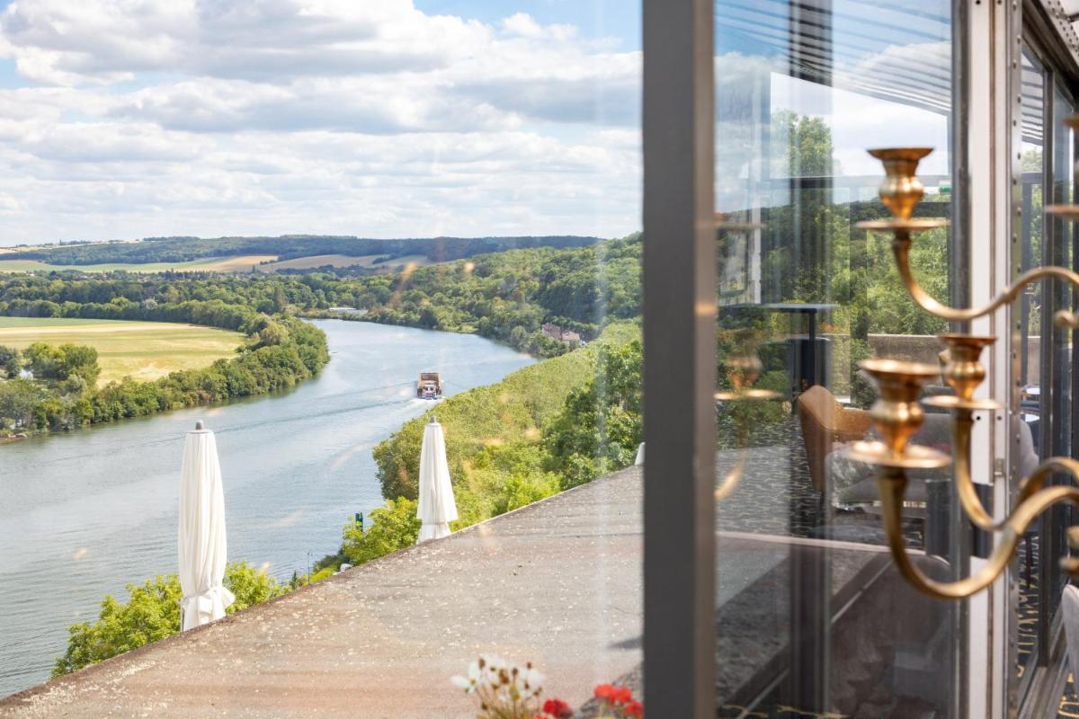 Vue sur la rivière ou le fleuve situé(e) à proximité de l'hôtel