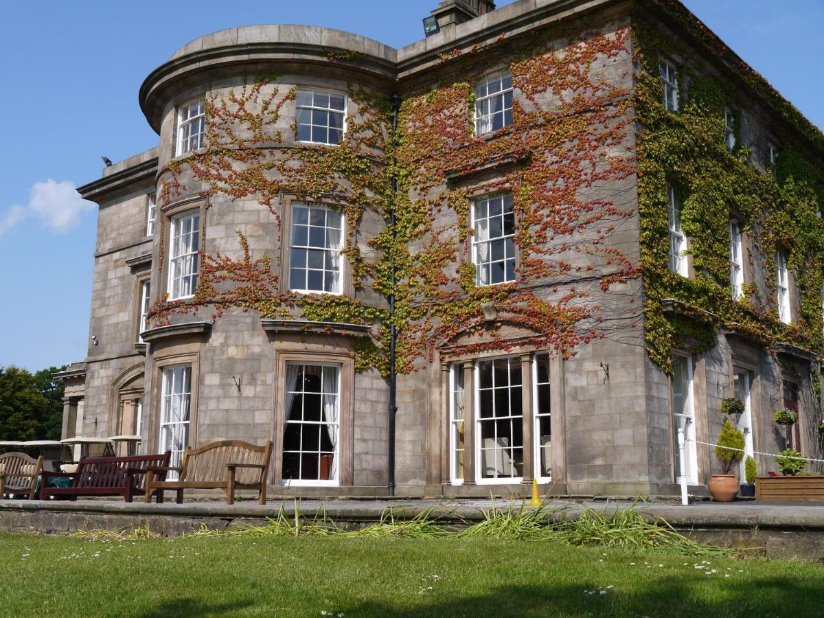 Shaw Hill Hotel Golf And Country Club - Housity