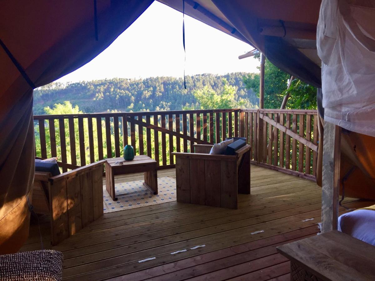 Balcon ou terrasse dans l'établissement Domaine de Chalvêches Hôtel SPA 4*