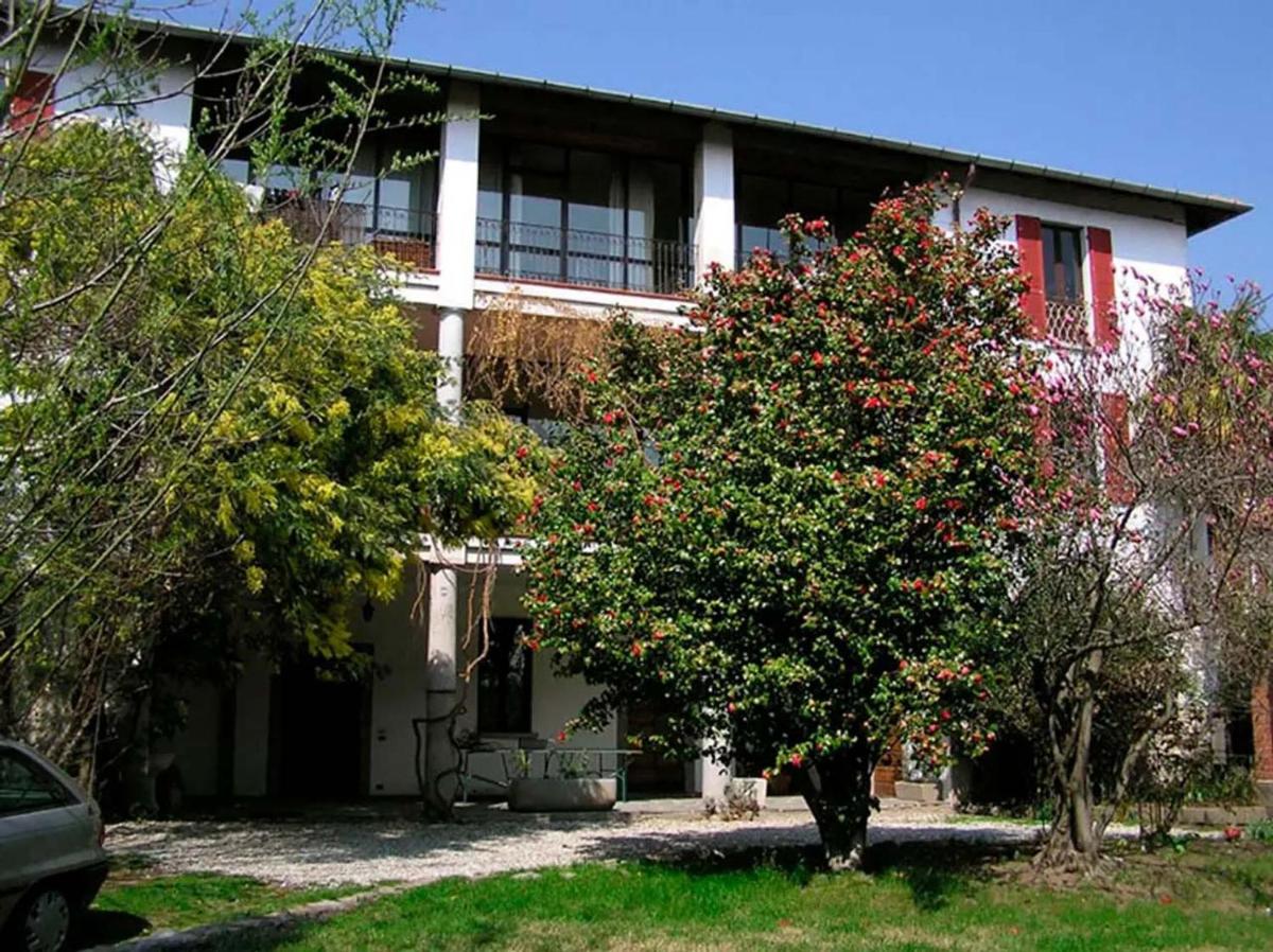 2 room apartment 15 minutes from lakes - Housity