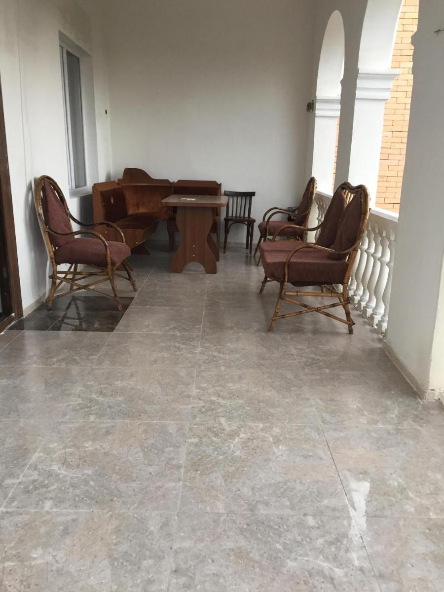 Zarzma - Housity
