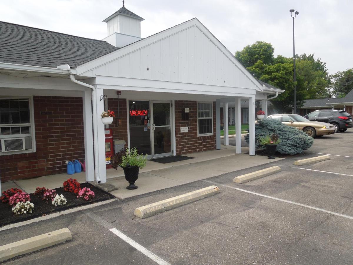 Bryan Inn - Housity