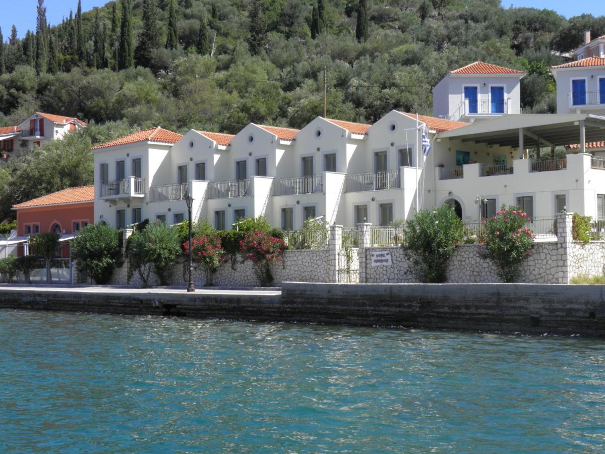 Hotel Omirikon - Housity