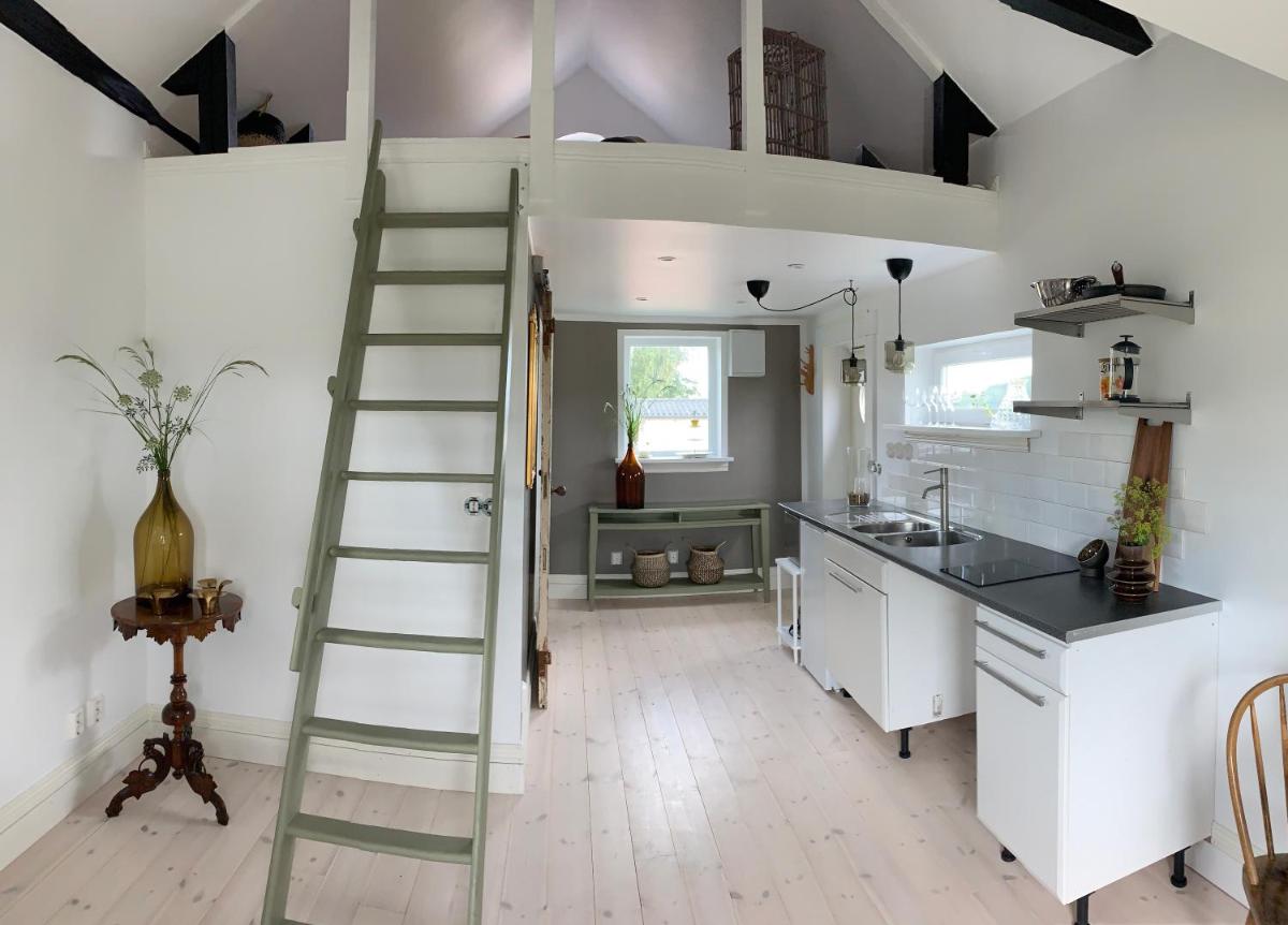 Station Bed and Kitchen Guesthouse - Housity