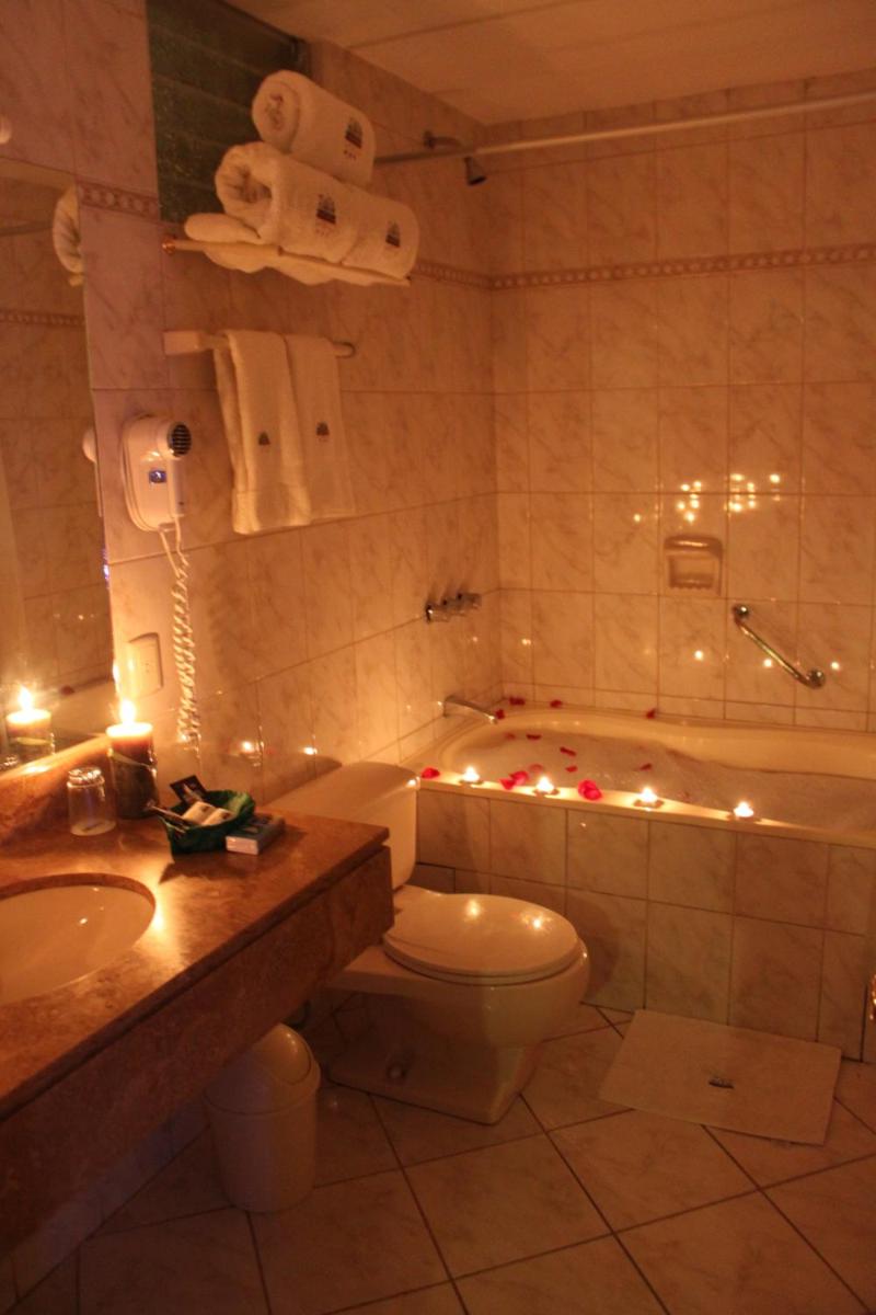 Plaza Mayor Hotel - Housity