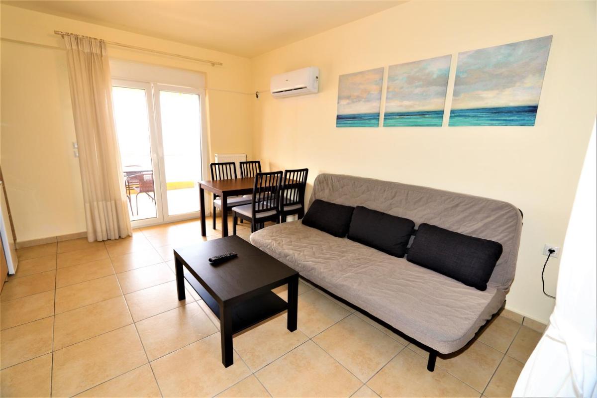 Dolphins Apartments - Housity