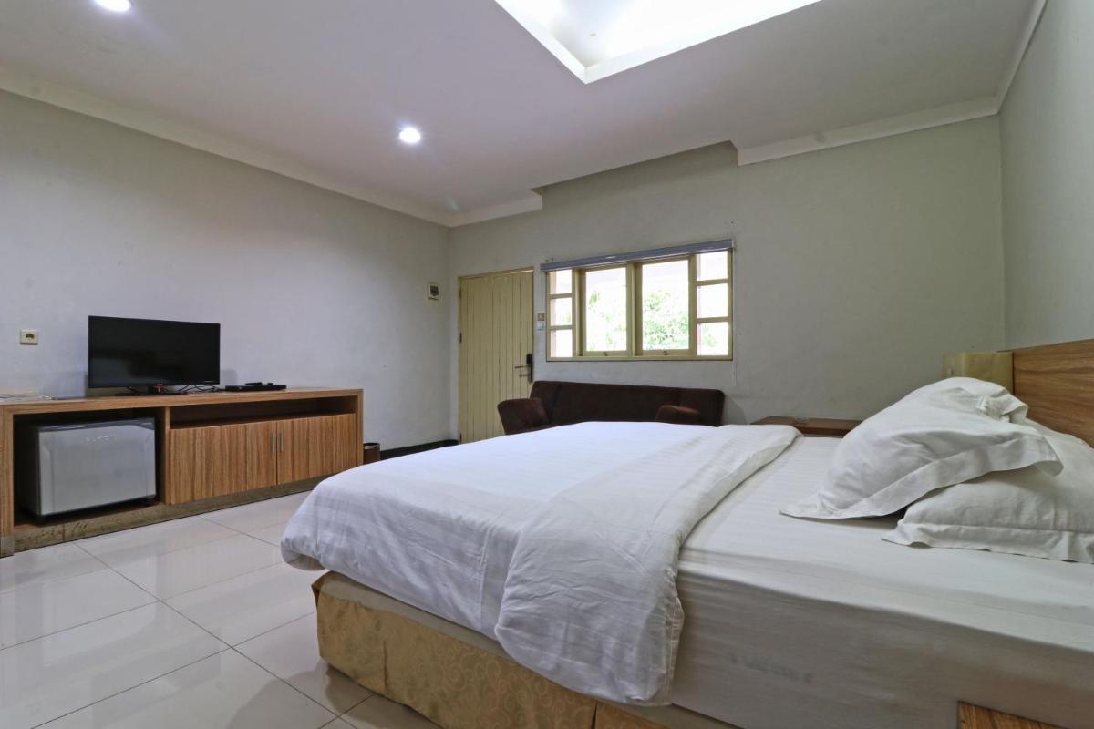 Hotel Sampaga - Housity