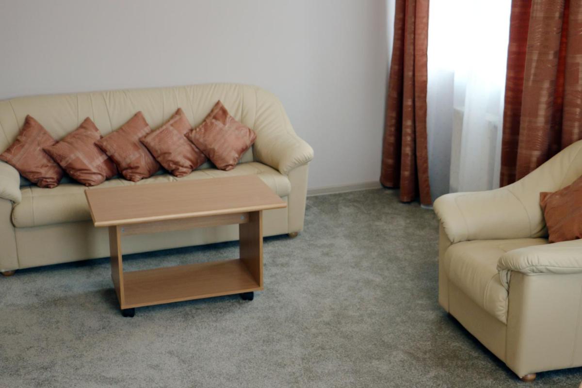 Resident Hotel - Housity