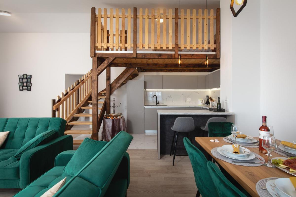 Royal View Apartment - Housity