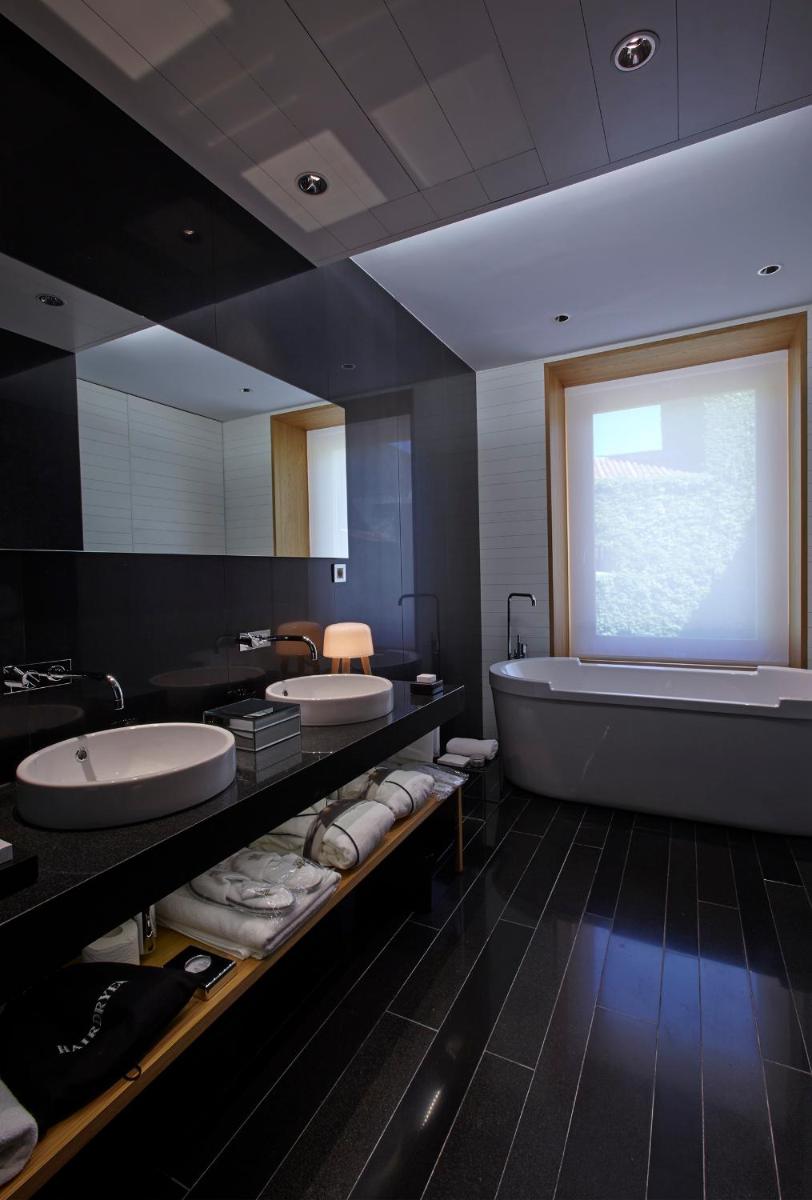 Un baño de Atrio