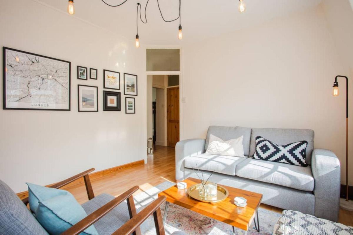 Soho 2 Bedroom Flat By Oxford Circus - Housity