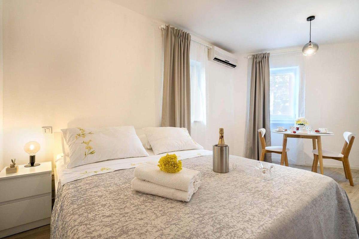 Suitetrails - Studio Apartments Petar in old part of town