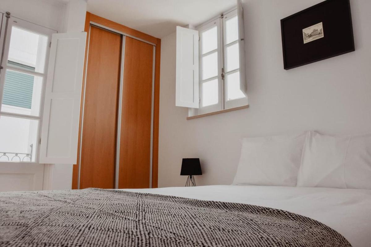 Apartamento acolhedor e elegante em prédio típico - Self check in - Housity