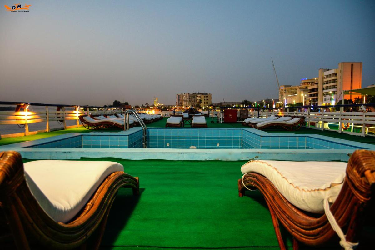 Nile Cruise Luxor Aswan 3,4 and 7 nights - Housity