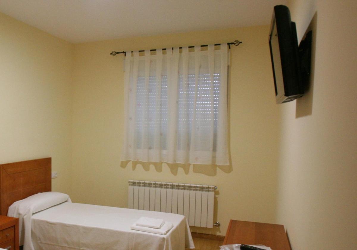 Albergue La Encina - Housity