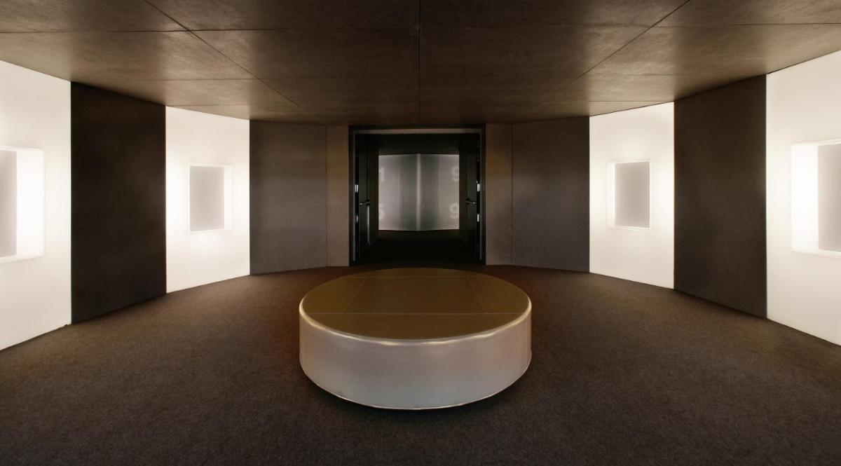 Hotel Puerta America - Housity
