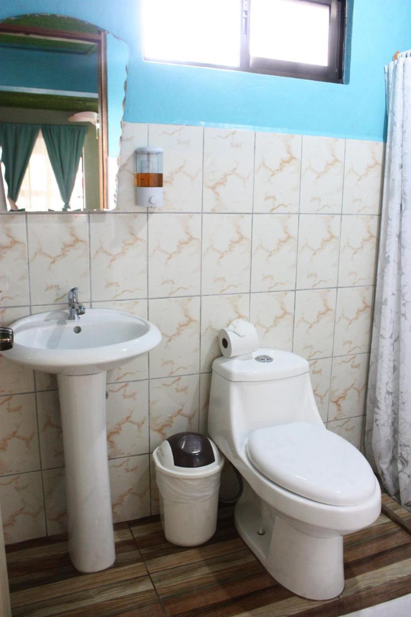 Cabinas Cascada Rio Celeste - Housity