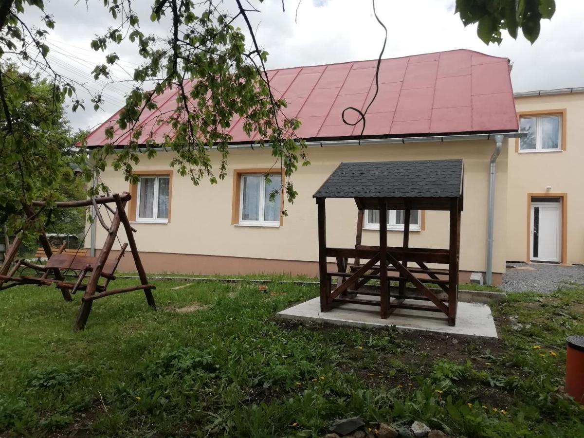 Apartmánový dom Mária - Housity