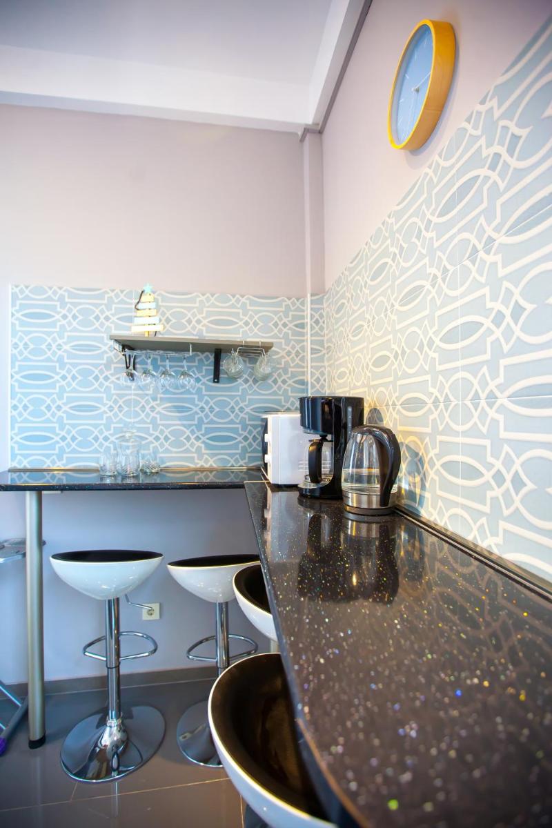 Shiny Avlabari Apartment - Housity