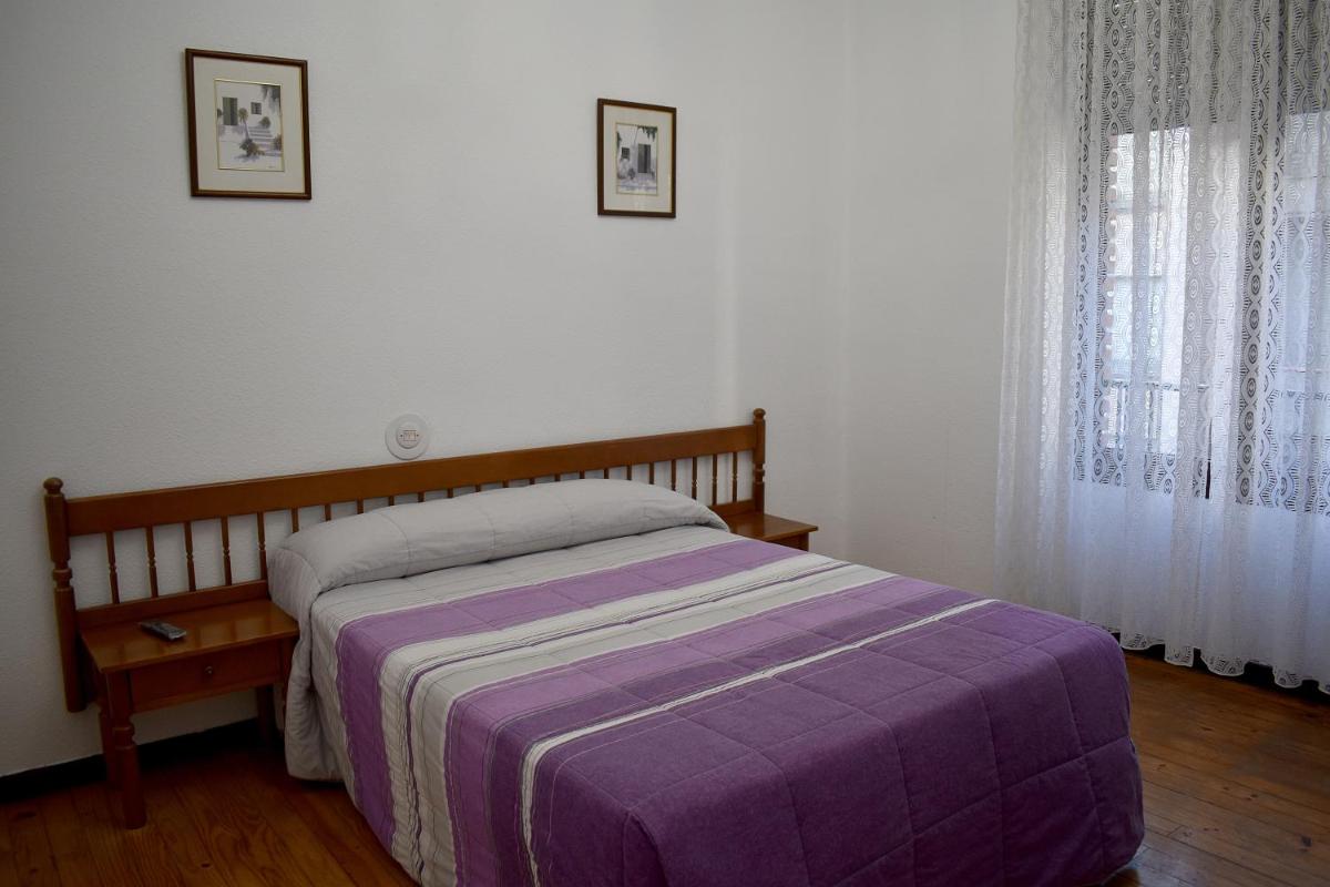 HOSTAL OVIEDO - Housity