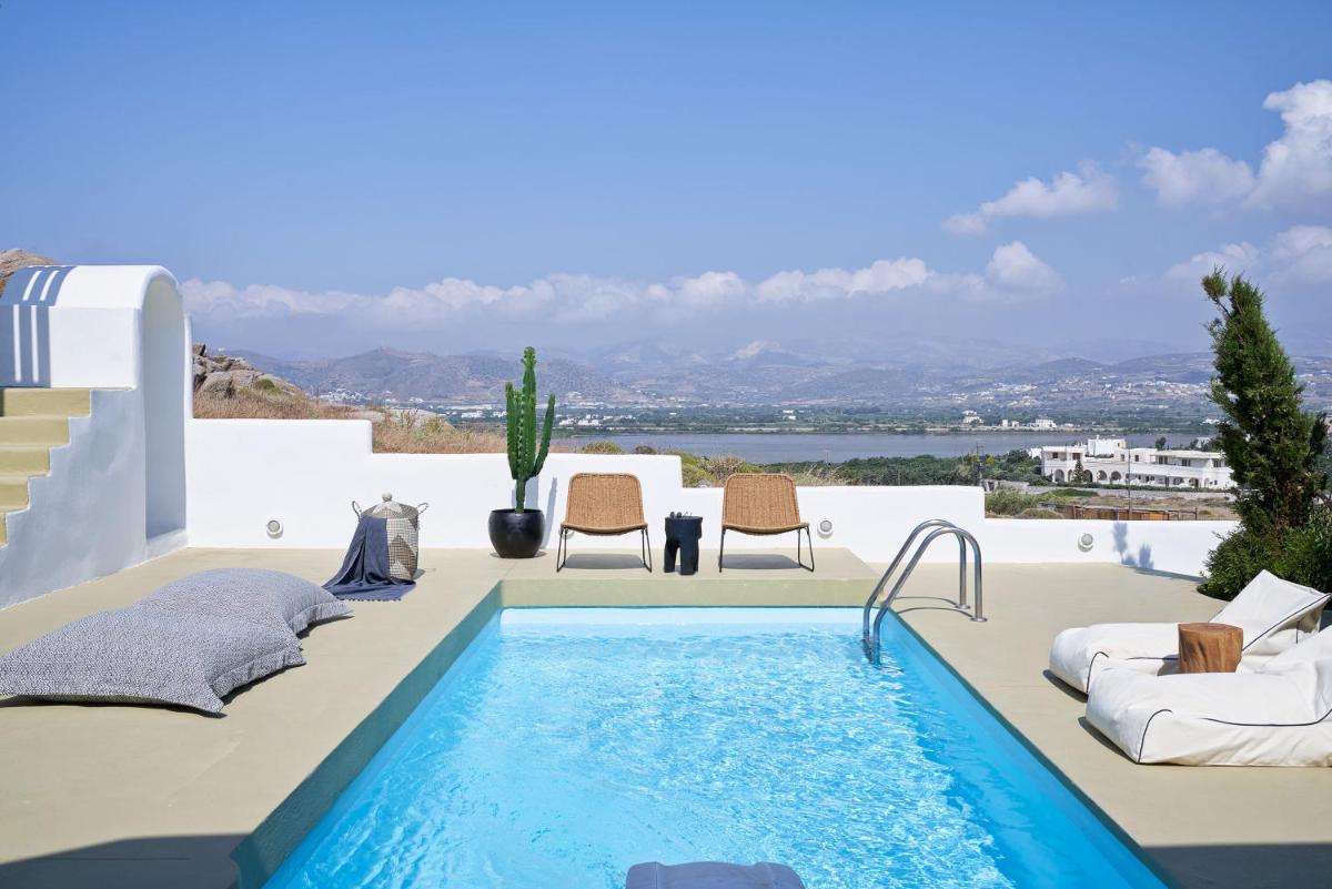 Naxian Utopia | Luxury Villas & Suites - Housity