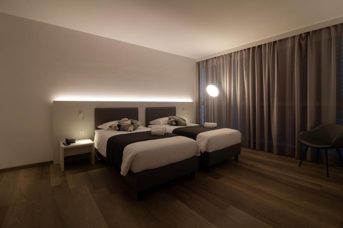 Hotel Albergo Milano - Housity