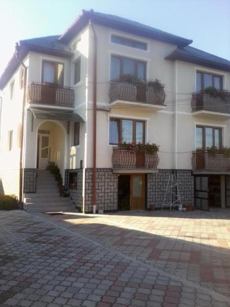 Pensiunea Georgiana - Housity