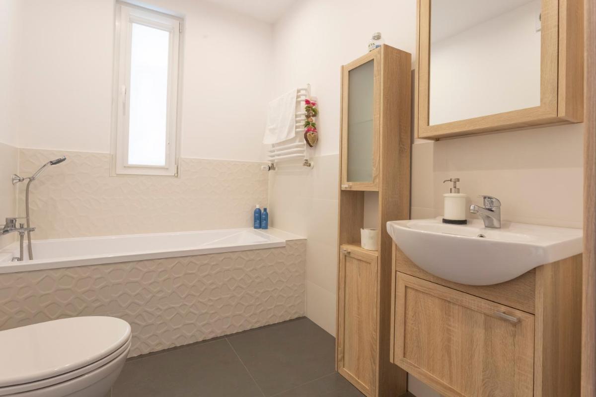 Willa Wanda - duży ogród z hot-tube i sauna - Housity
