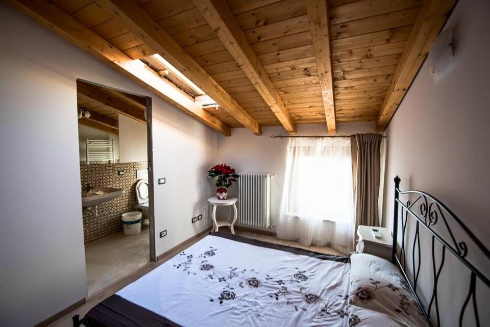 B&B AL VICOLO DI MEZZO - Housity