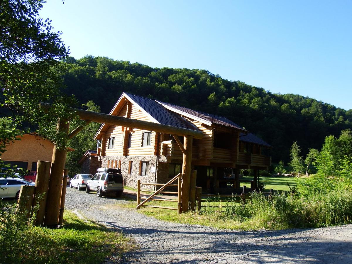 Casa din Vale - Housity