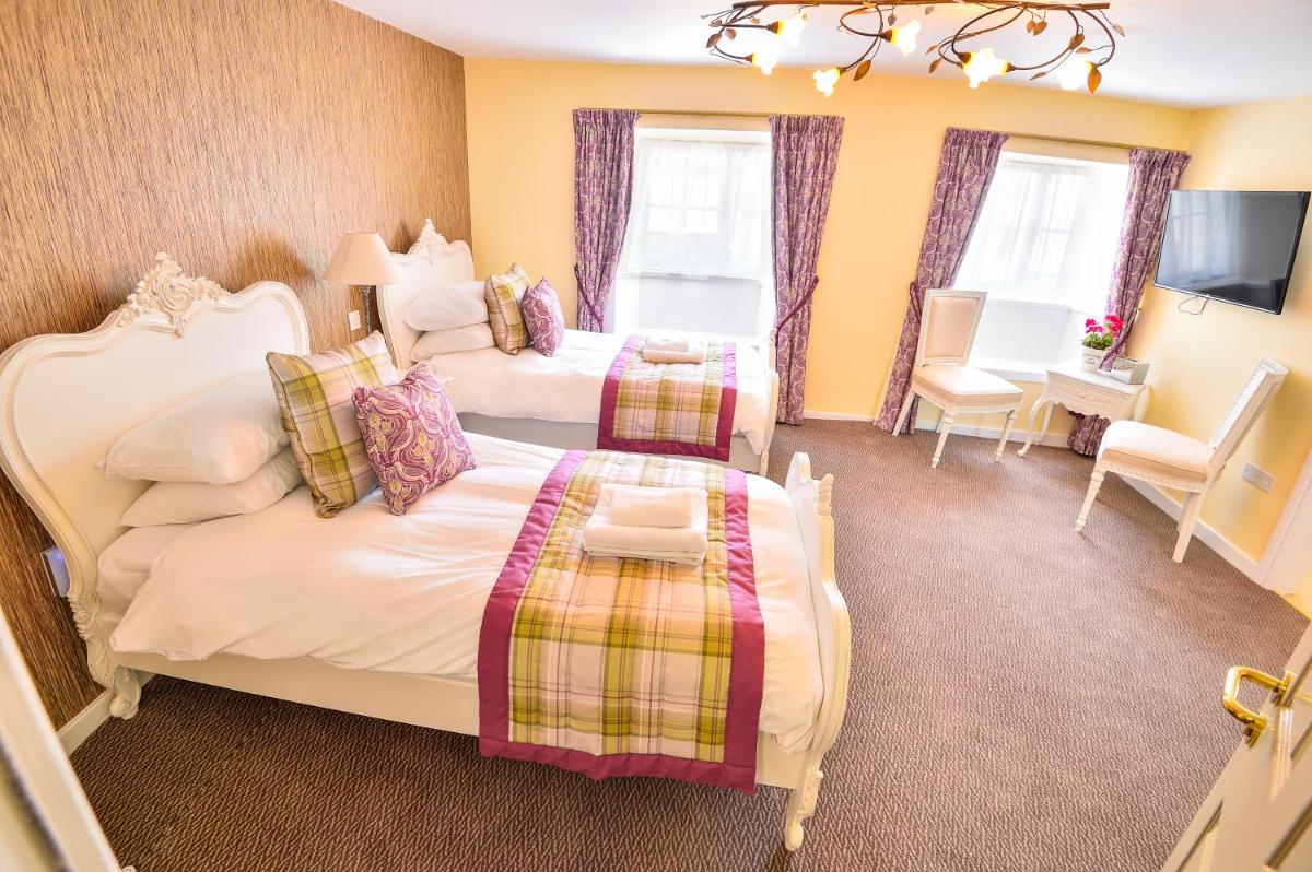 The George Hotel - Housity