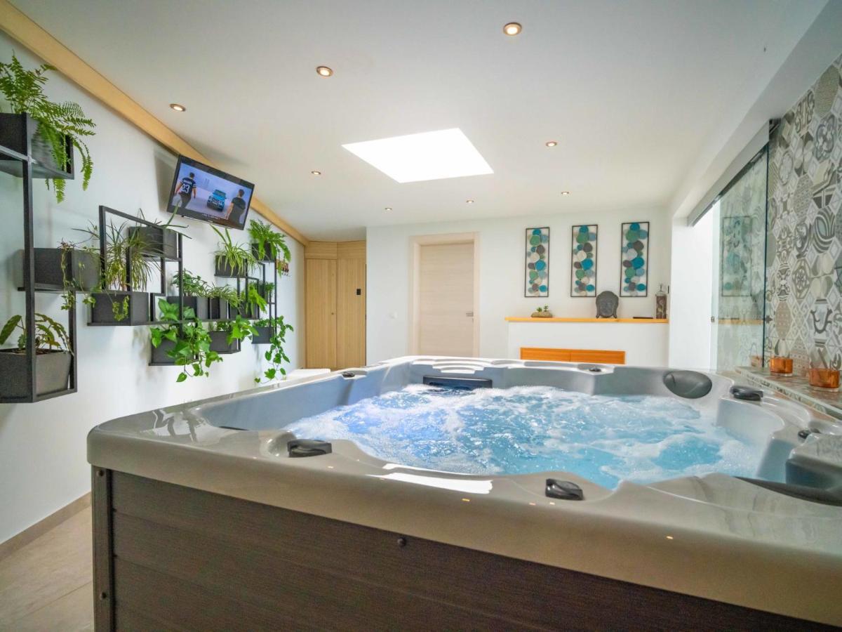 Villa Minimal by Interhome - Housity