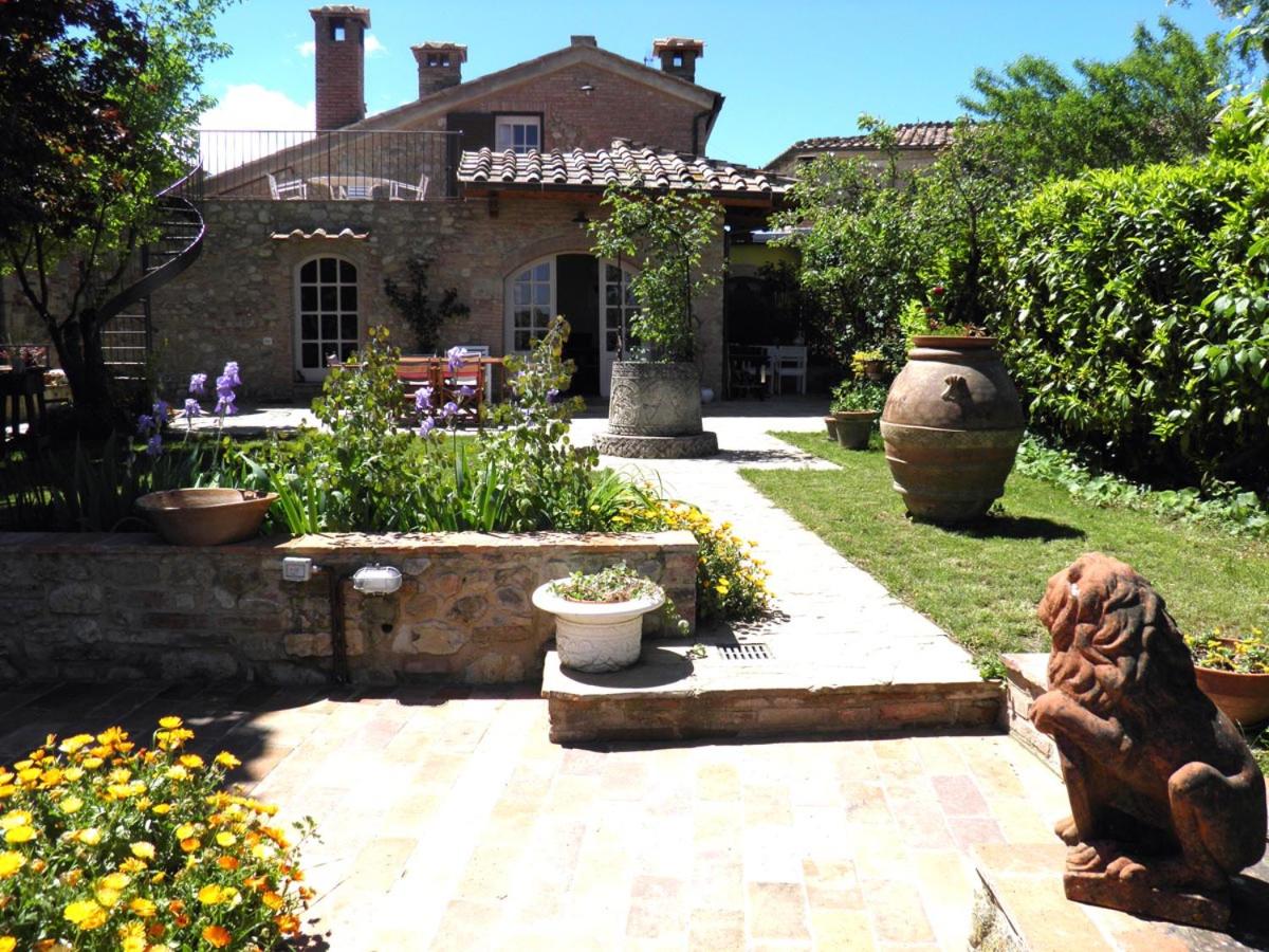 Casa di Leo with pool - Housity