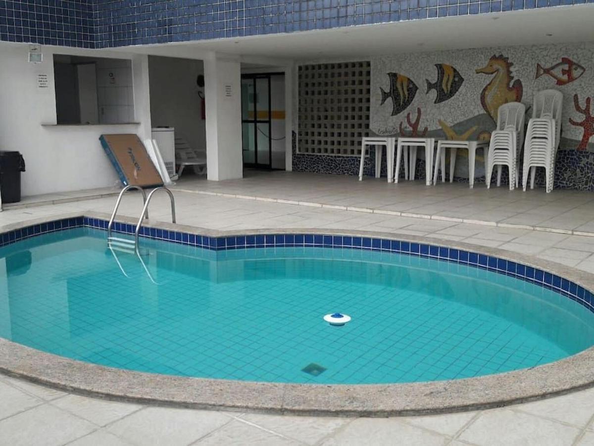 Apê 303 no Ed. Portal do Amazonas, B Universitário - Housity