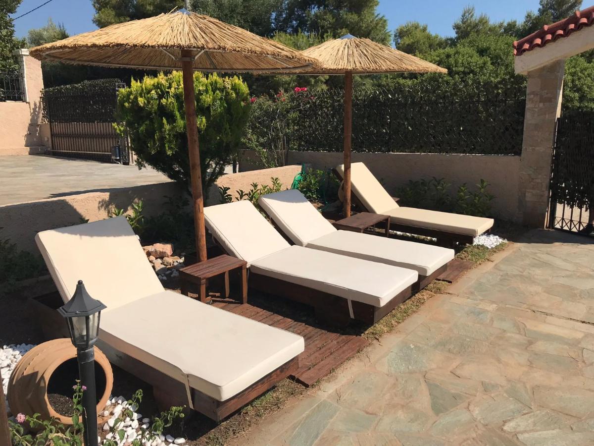 Athenian Riviera Family House - Housity