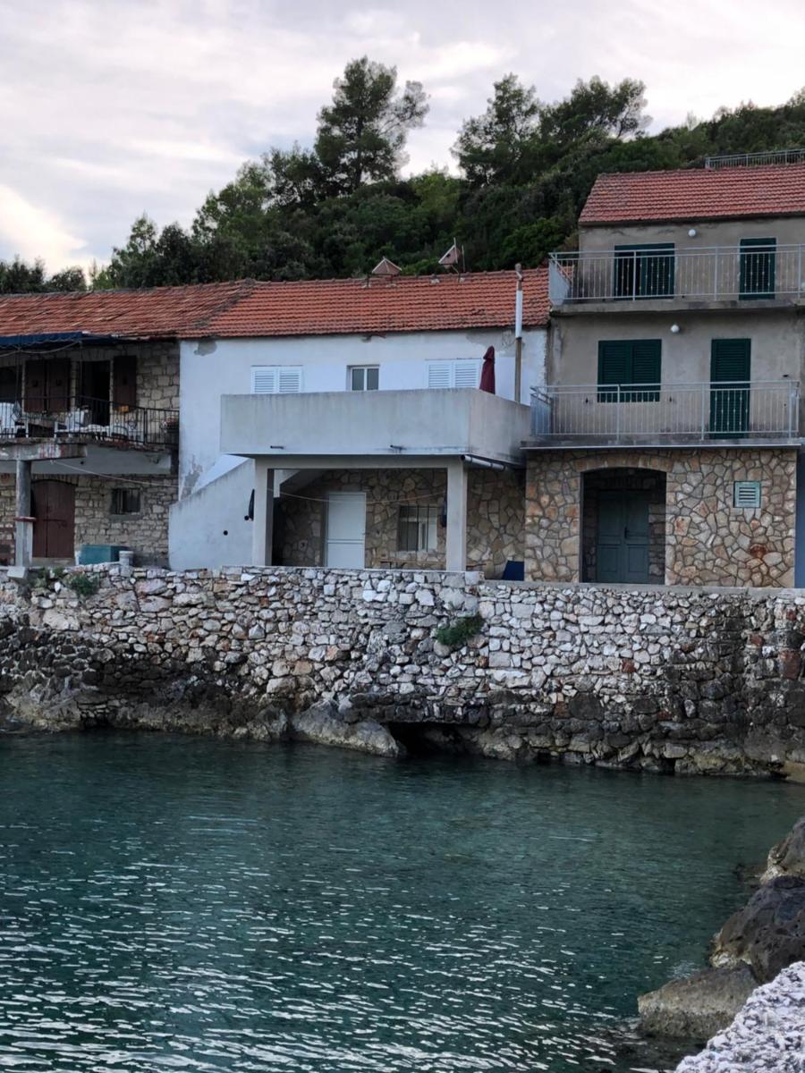 The White house robinson Gdinj Hvar - Housity