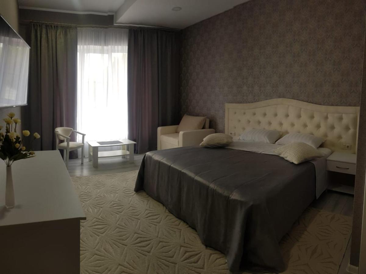 Отель CONTINENTAL - Housity