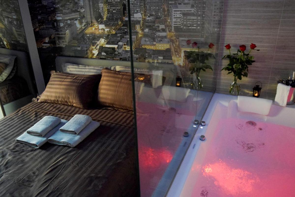Nephele Luxury Suite - Housity