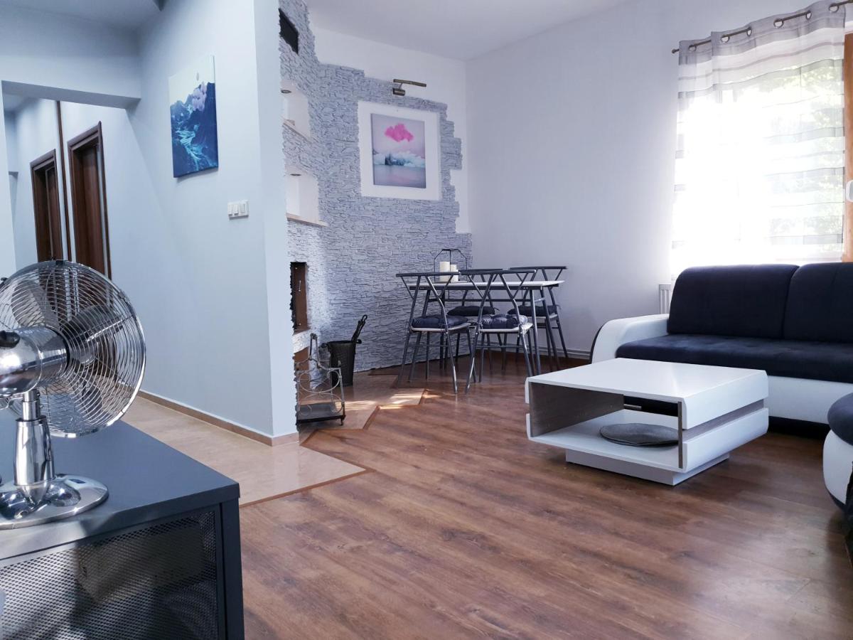 Apartament Wałbrzych / Szczawno - Zdrój - Housity