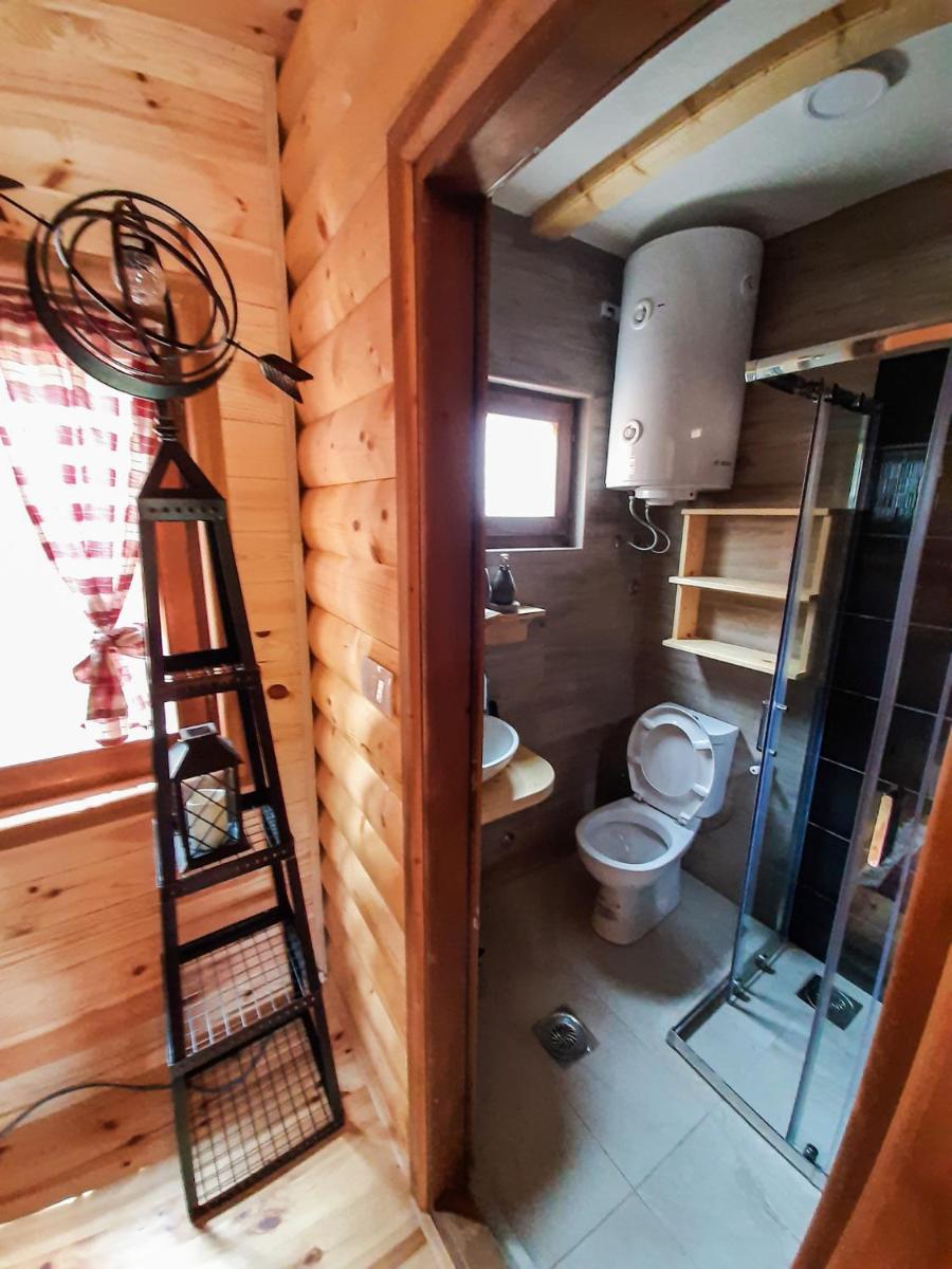 Sunny Hill Cabins Kolašin - Housity