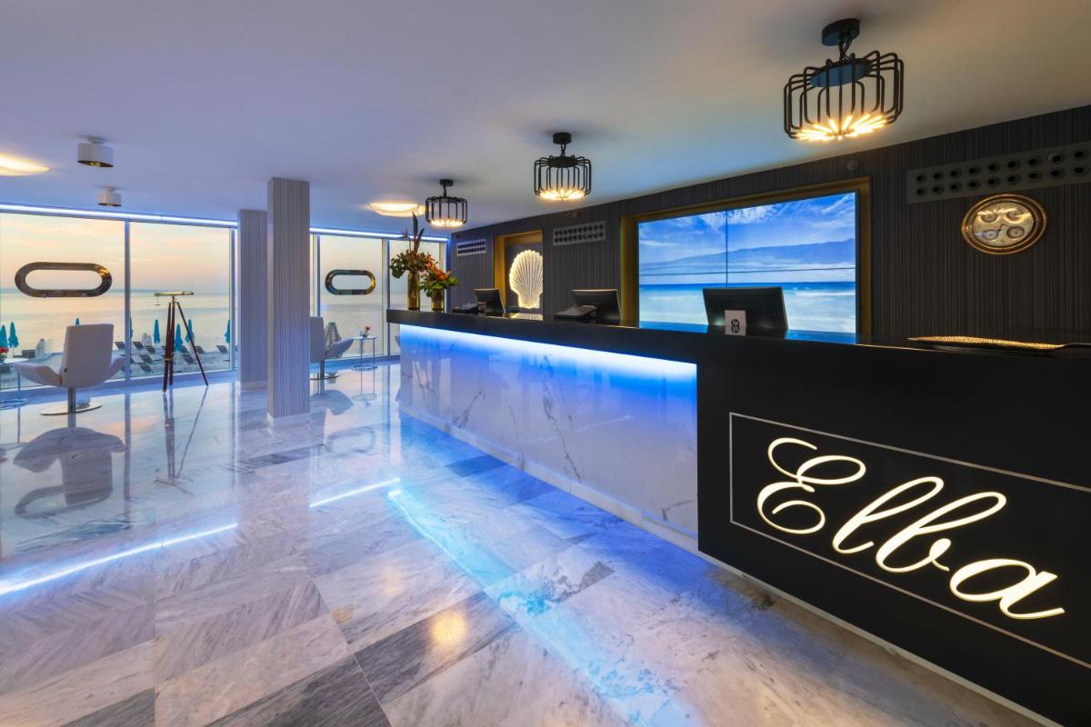 Certificado, premio, señal o documento que está expuesto en Elba Sunset Mallorca Thalasso Spa
